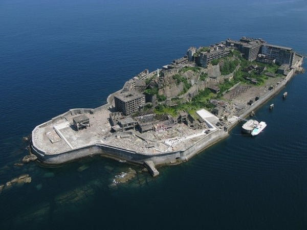■日本の近代化を支えた端島(はしま)の歴史の魅力探索と長崎の美しい街並みを一望!【軍艦島上陸周遊クルーズ(2日目午後)半日ツアー&長崎ロープウェイ往復乗車券付き】ホテルモントレ長崎3泊4日1